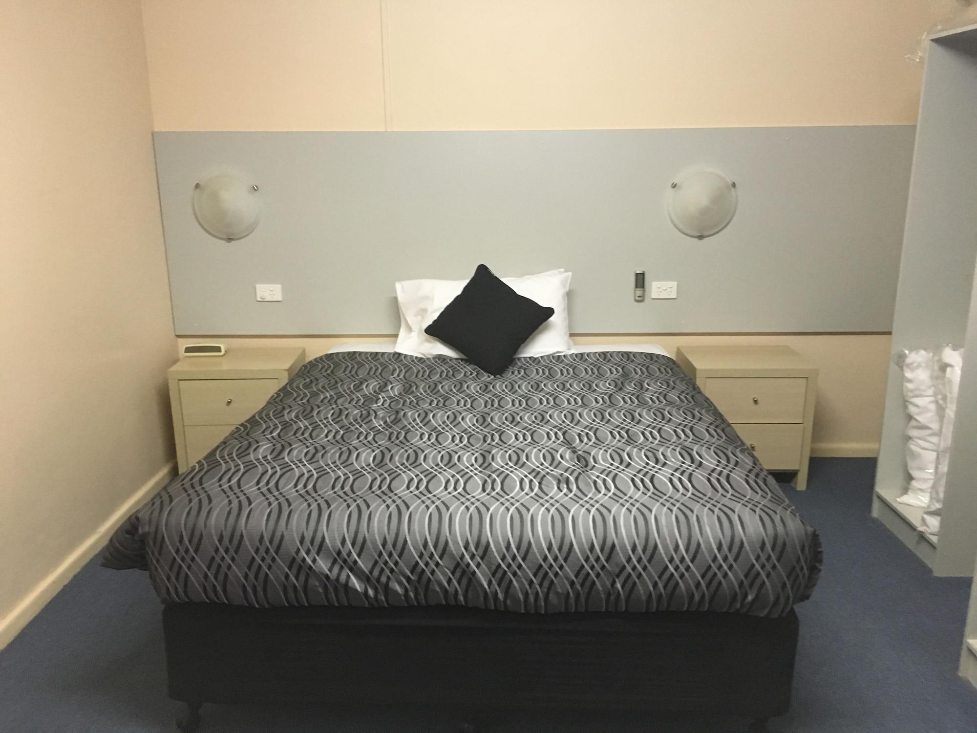 Flinders Motel Wollongong Bagian luar foto