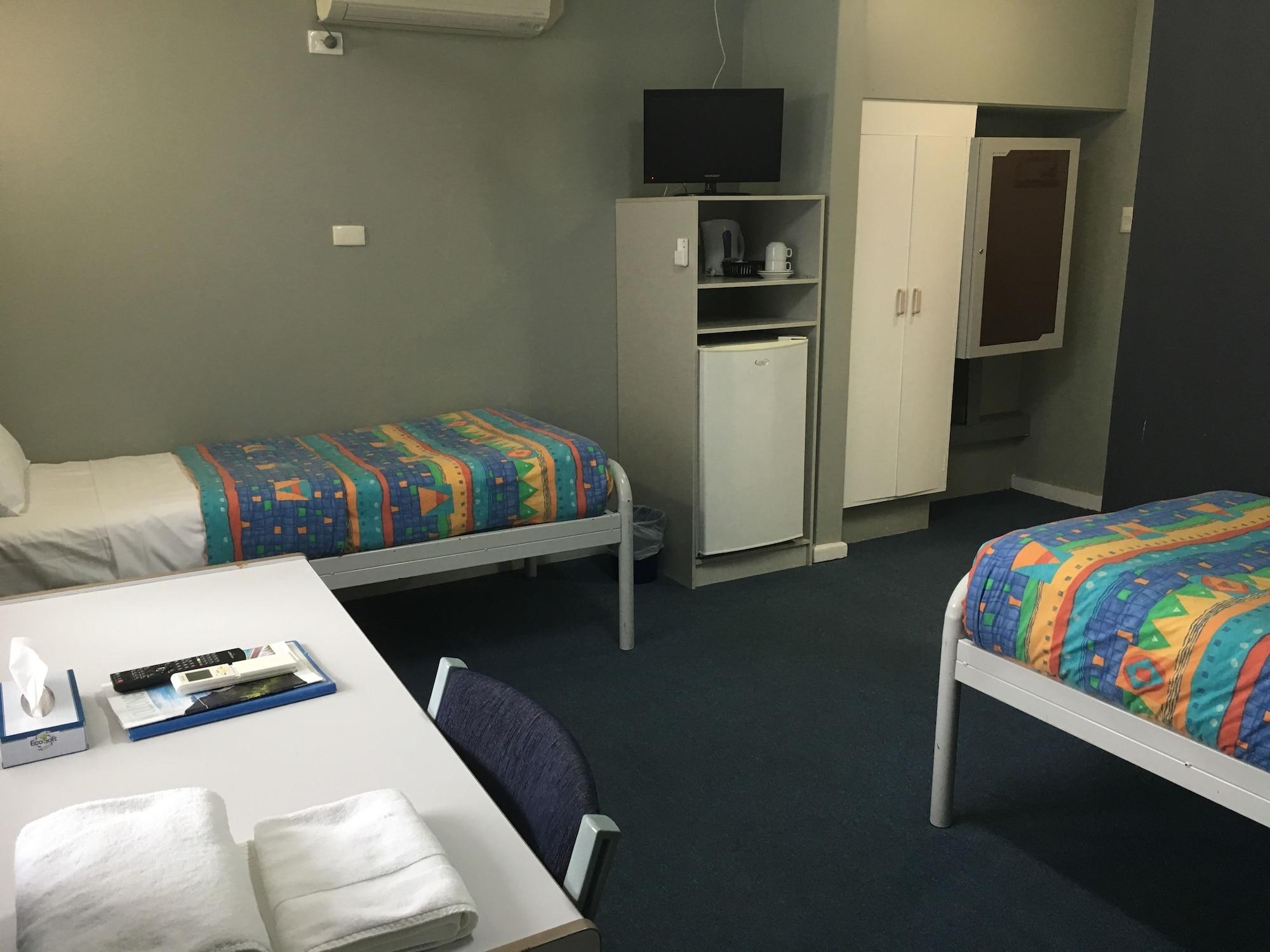Flinders Motel Wollongong Bagian luar foto