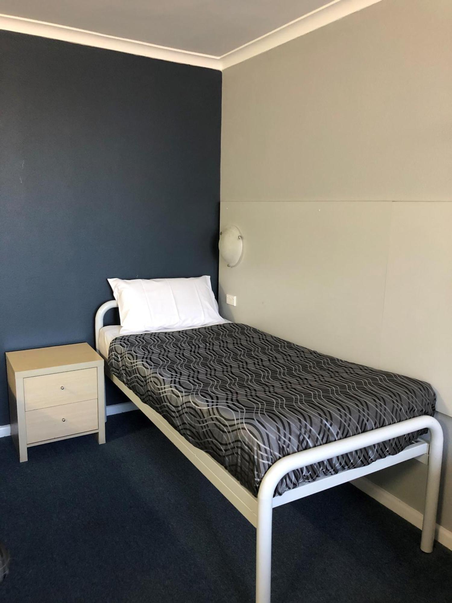 Flinders Motel Wollongong Bagian luar foto