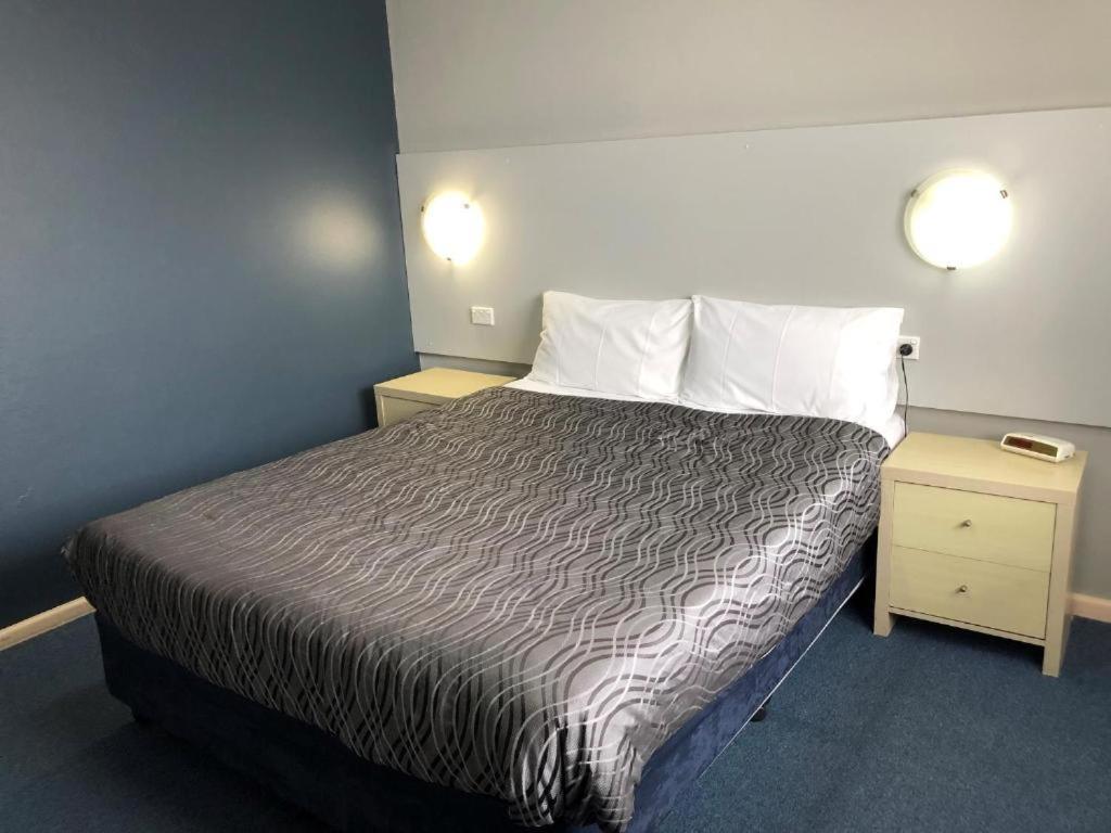 Flinders Motel Wollongong Bagian luar foto
